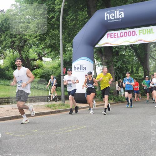 29.06.2025 - hella hamburg halbmarathon KatJ http://msf.ph/oto/8427397 29.06.2025 10:40:07 Zwischen KM18-KM19 2444, 3208, 3209, 3715, 4065, 5638, 8390, 8587, 8651 meine-sportfotos.de
