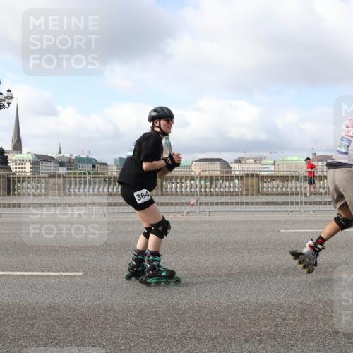 29.06.2025 - hella hamburg halbmarathon Lena Gebhardt http://msf.ph/oto/8427403 29.06.2025 08:59:12 Lombardsbrücke 364, 20090, 20030, 90 meine-sportfotos.de