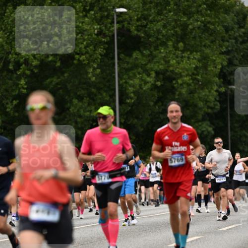 29.06.2025 - hella hamburg halbmarathon Dr. Thomas Lammeyer http://msf.ph/oto/8427710 29.06.2025 10:50:57 Kennedybrücke 1033, 1100, 1104, 1429, 1867, 1868, 1924, 2423, 2662, 2665, 2697, 2773, 2813, 3160, 3164, 3410, 3896, 4104, 4202, 4296, 4306, 4317, 4448, 4572, 5635, 5769, 5770, 5854, 5892, 6124, 6161, 6392, 6623, 8010, 8047, 8477, 8486, 8706, 9120, 9121, 9243, 9337, 9426, 9445, 9774, 9949, 10030, 10230, 10327, 10329, 11253, 11361, 11408 meine-sportfotos.de