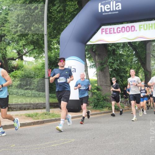 29.06.2025 - hella hamburg halbmarathon KatJ http://msf.ph/oto/8427848 29.06.2025 10:40:21 Zwischen KM18-KM19 1151, 1258, 2082, 3952, 5907, 6511, 6512, 7177, 7274, 8361 meine-sportfotos.de