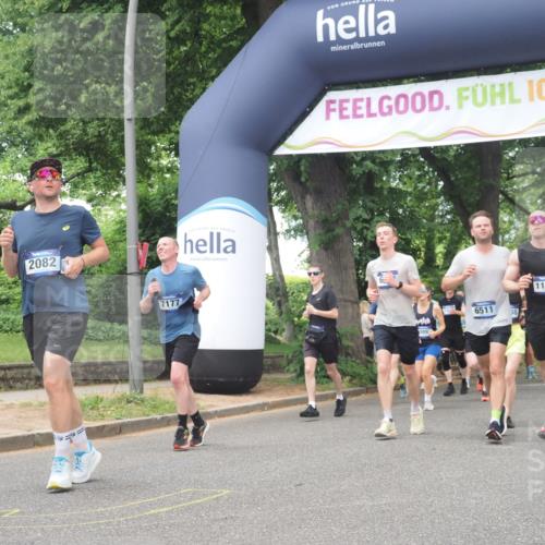 29.06.2025 - hella hamburg halbmarathon KatJ http://msf.ph/oto/8427876 29.06.2025 10:40:22 Zwischen KM18-KM19 1151, 2082, 5907, 6511, 6512, 7177, 7274, 8361 meine-sportfotos.de