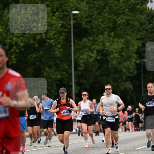 29.06.2025 - hella hamburg halbmarathon Dr. Thomas Lammeyer http://msf.ph/oto/8427881 29.06.2025 10:51:01 Kennedybrücke 1004, 1033, 1100, 1104, 1429, 1867, 1868, 1924, 1999, 2423, 2662, 2665, 2697, 2773, 2813, 3410, 3896, 4104, 4202, 4296, 4306, 4317, 4448, 4483, 4572, 5635, 5769, 5770, 5854, 5892, 6392, 6623, 7073, 7268, 7364, 7368, 7374, 8010, 8047, 8486, 8706, 9120, 9121, 9243, 9337, 9426, 9445, 9774, 9949, 10030, 10327, 10329, 11253, 11361, 11408 meine-sportfotos.de