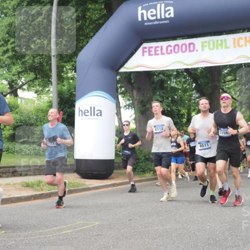 29.06.2025 - hella hamburg halbmarathon KatJ http://msf.ph/oto/8427886 29.06.2025 10:40:22 Zwischen KM18-KM19 1151, 2082, 5907, 6511, 6512, 7177, 7274, 8361 meine-sportfotos.de