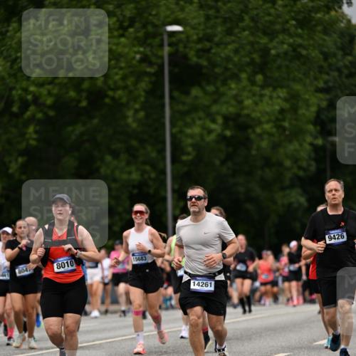 29.06.2025 - hella hamburg halbmarathon Dr. Thomas Lammeyer http://msf.ph/oto/8427978 29.06.2025 10:51:02 Kennedybrücke 1004, 1033, 1100, 1104, 1429, 1867, 1868, 1924, 1999, 2423, 2662, 2665, 2697, 2773, 2813, 3410, 3896, 4104, 4202, 4296, 4306, 4317, 4448, 4483, 4572, 5635, 5769, 5770, 5854, 5892, 6392, 6623, 7073, 7268, 7364, 7368, 7374, 8010, 8047, 8486, 8706, 9120, 9121, 9243, 9337, 9426, 9445, 9774, 9949, 10030, 10327, 10329, 11253, 11361, 11408 meine-sportfotos.de