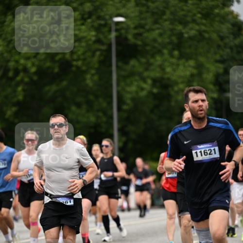 29.06.2025 - hella hamburg halbmarathon Dr. Thomas Lammeyer http://msf.ph/oto/8428069 29.06.2025 10:51:04 Kennedybrücke 1004, 1033, 1100, 1104, 1375, 1429, 1837, 1867, 1868, 1924, 1999, 2423, 2662, 2665, 2697, 2773, 2813, 3410, 3896, 4104, 4202, 4296, 4306, 4317, 4448, 4483, 4572, 5635, 5769, 5770, 5854, 5892, 6392, 6623, 7073, 7268, 7364, 7368, 7374, 7430, 7431, 8010, 8047, 8486, 8706, 9120, 9121, 9337, 9426, 9445, 9774, 9949, 10030, 10327, 10329, 11253, 11361, 11408 meine-sportfotos.de