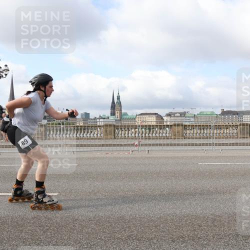 29.06.2025 - hella hamburg halbmarathon Lena Gebhardt http://msf.ph/oto/8428084 29.06.2025 08:59:27 Lombardsbrücke 89 meine-sportfotos.de
