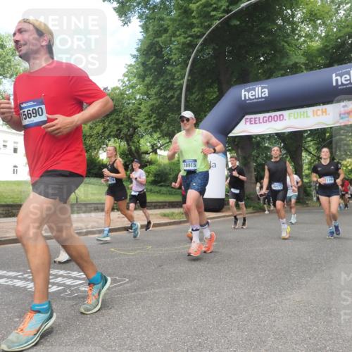 29.06.2025 - hella hamburg halbmarathon KatJ http://msf.ph/oto/8428113 29.06.2025 10:40:28 Zwischen KM18-KM19 1061, 1499, 1549, 2074, 4770, 6511, 6512, 6628, 6897, 7177, 7274 meine-sportfotos.de