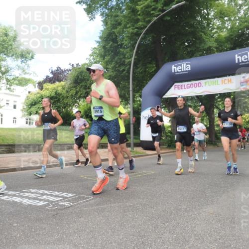 29.06.2025 - hella hamburg halbmarathon KatJ http://msf.ph/oto/8428126 29.06.2025 10:40:29 Zwischen KM18-KM19 1061, 1499, 1549, 2074, 4770, 6628, 6877, 6897 meine-sportfotos.de