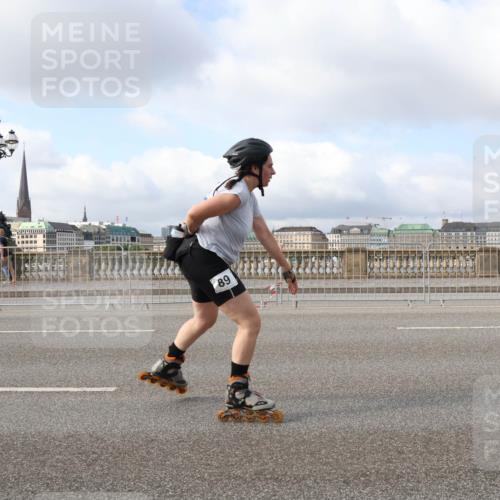 29.06.2025 - hella hamburg halbmarathon Lena Gebhardt http://msf.ph/oto/8428146 29.06.2025 08:59:27 Lombardsbrücke 89 meine-sportfotos.de