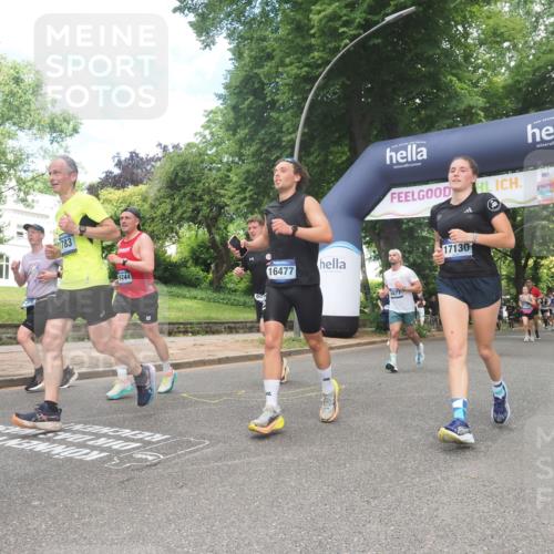 29.06.2025 - hella hamburg halbmarathon KatJ http://msf.ph/oto/8428149 29.06.2025 10:40:30 Zwischen KM18-KM19 1061, 1499, 1549, 2074, 4770, 6628, 6877, 6897, 7232 meine-sportfotos.de