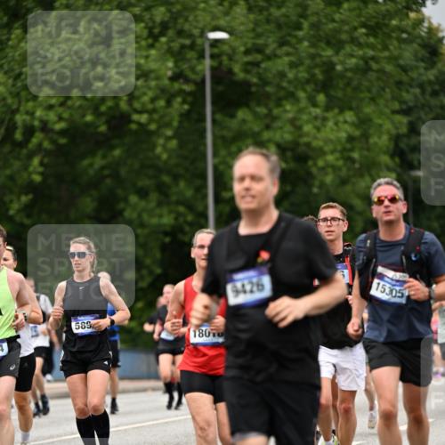 29.06.2025 - hella hamburg halbmarathon Dr. Thomas Lammeyer http://msf.ph/oto/8428164 29.06.2025 10:51:06 Kennedybrücke 1004, 1033, 1100, 1104, 1371, 1375, 1429, 1837, 1867, 1868, 1924, 1961, 1999, 2423, 2662, 2665, 2697, 2773, 2813, 3410, 3896, 4104, 4306, 4317, 4448, 4483, 5635, 5769, 5770, 5854, 5892, 6392, 6485, 6623, 7073, 7268, 7364, 7368, 7374, 7430, 7431, 8010, 8047, 8486, 8706, 9120, 9121, 9337, 9426, 9445, 9774, 9949, 10327, 10329, 11361, 11408 meine-sportfotos.de