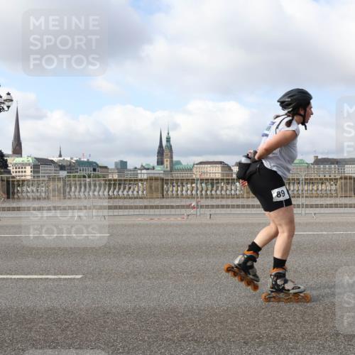 29.06.2025 - hella hamburg halbmarathon Lena Gebhardt http://msf.ph/oto/8428207 29.06.2025 08:59:27 Lombardsbrücke 89 meine-sportfotos.de