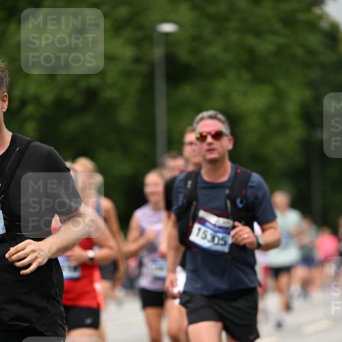 29.06.2025 - hella hamburg halbmarathon Dr. Thomas Lammeyer http://msf.ph/oto/8428242 29.06.2025 10:51:08 Kennedybrücke 1004, 1033, 1100, 1104, 1371, 1375, 1429, 1608, 1837, 1961, 1999, 2423, 2662, 2665, 2697, 2773, 2813, 3410, 3896, 4104, 4306, 4317, 4448, 4483, 5635, 5697, 5769, 5770, 5854, 5892, 6392, 6485, 6623, 7073, 7268, 7364, 7368, 7374, 7430, 7431, 8010, 8047, 8486, 8706, 8967, 9120, 9121, 9337, 9426, 9774, 9949, 10329, 11160, 11361, 11408 meine-sportfotos.de