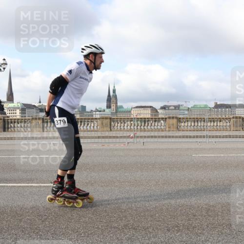 29.06.2025 - hella hamburg halbmarathon Lena Gebhardt http://msf.ph/oto/8428257 29.06.2025 08:59:29 Lombardsbrücke 379 meine-sportfotos.de