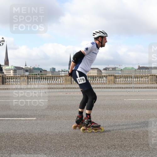 29.06.2025 - hella hamburg halbmarathon Lena Gebhardt http://msf.ph/oto/8428315 29.06.2025 08:59:29 Lombardsbrücke 379 meine-sportfotos.de