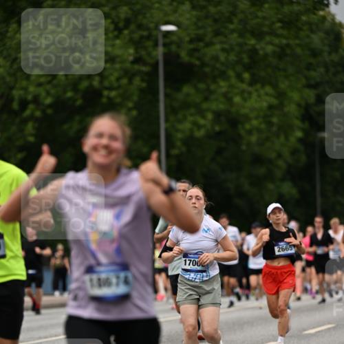 29.06.2025 - hella hamburg halbmarathon Dr. Thomas Lammeyer http://msf.ph/oto/8428337 29.06.2025 10:51:10 Kennedybrücke 1004, 1100, 1104, 1371, 1375, 1429, 1608, 1837, 1961, 1999, 2327, 2423, 2662, 2665, 2697, 2813, 3410, 3896, 4104, 4306, 4448, 4483, 5635, 5697, 5769, 5770, 5854, 5892, 6392, 6485, 6623, 6740, 7073, 7268, 7364, 7368, 7374, 7430, 7431, 8010, 8047, 8486, 8706, 8967, 9120, 9121, 9337, 9426, 9774, 9949, 10514, 10515, 11160, 11361, 11408 meine-sportfotos.de