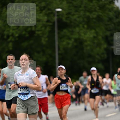 29.06.2025 - hella hamburg halbmarathon Dr. Thomas Lammeyer http://msf.ph/oto/8428418 29.06.2025 10:51:12 Kennedybrücke 1004, 1100, 1104, 1371, 1375, 1608, 1837, 1961, 1999, 2327, 2423, 2537, 2662, 2665, 2697, 3406, 3407, 3896, 4104, 4306, 4448, 4483, 5635, 5697, 5769, 5770, 5854, 5892, 6392, 6485, 6623, 6740, 7073, 7268, 7364, 7368, 7374, 7430, 7431, 8010, 8047, 8486, 8706, 8967, 9120, 9121, 9337, 9426, 9557, 9774, 9949, 10514, 10515, 10591, 11160, 11408 meine-sportfotos.de