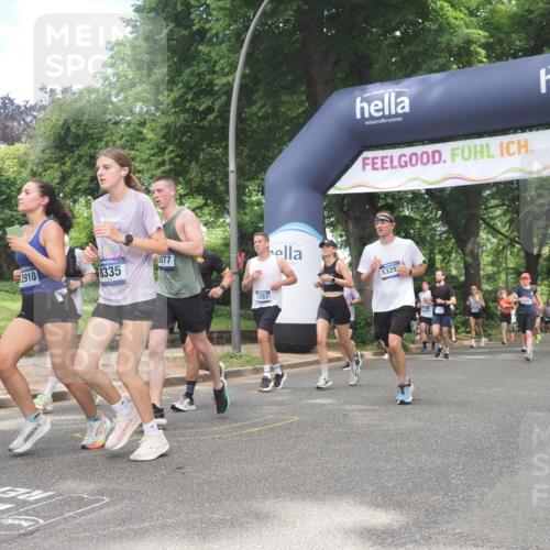 29.06.2025 - hella hamburg halbmarathon KatJ http://msf.ph/oto/8428500 29.06.2025 10:40:44 Zwischen KM18-KM19 1267, 2771, 3334, 5077, 6723, 7509, 7918, 8335 meine-sportfotos.de