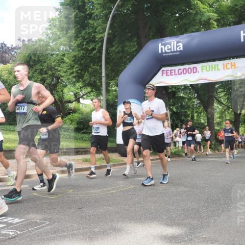 29.06.2025 - hella hamburg halbmarathon KatJ http://msf.ph/oto/8428534 29.06.2025 10:40:45 Zwischen KM18-KM19 1267, 2771, 3334, 5077, 6723, 7509, 7918, 8335 meine-sportfotos.de