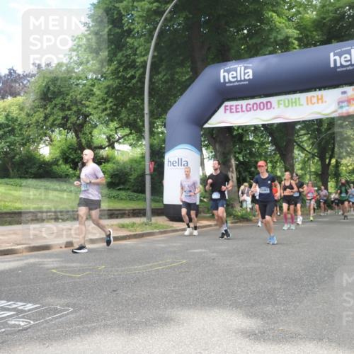 29.06.2025 - hella hamburg halbmarathon KatJ http://msf.ph/oto/8428582 29.06.2025 10:40:46 Zwischen KM18-KM19 1267, 2058, 2771, 5077, 6723, 7509, 8335 meine-sportfotos.de