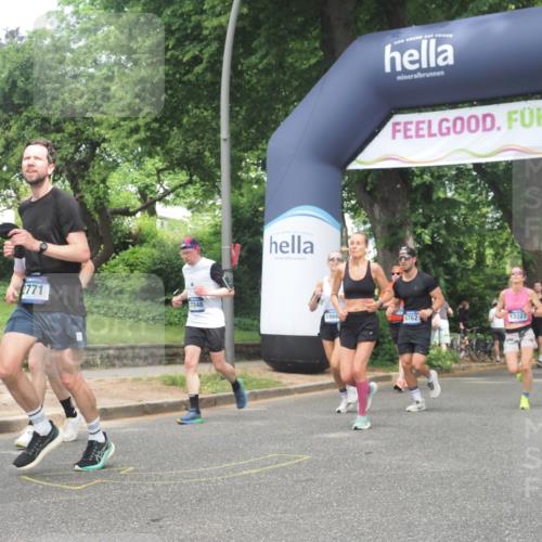 29.06.2025 - hella hamburg halbmarathon KatJ http://msf.ph/oto/8428612 29.06.2025 10:40:48 Zwischen KM18-KM19 1267, 2058, 2771, 5077, 7509, 8335 meine-sportfotos.de