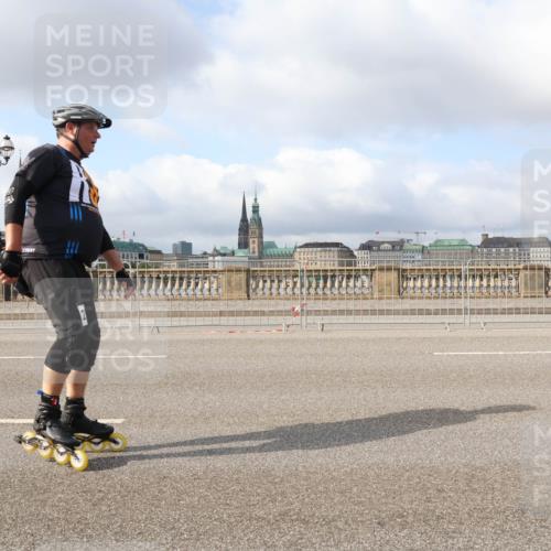 29.06.2025 - hella hamburg halbmarathon Lena Gebhardt http://msf.ph/oto/8428618 29.06.2025 08:59:33 Lombardsbrücke  meine-sportfotos.de