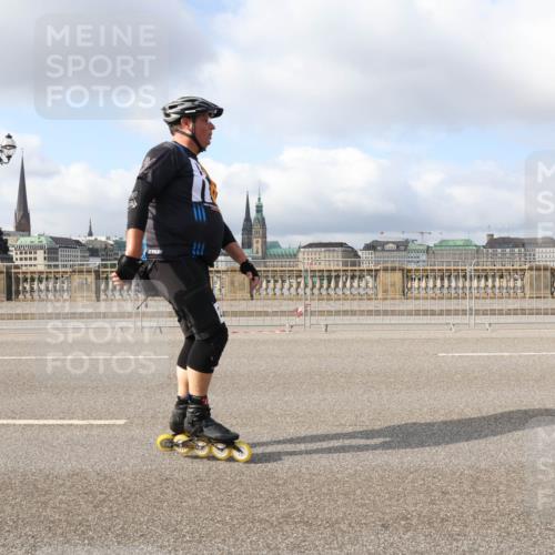 29.06.2025 - hella hamburg halbmarathon Lena Gebhardt http://msf.ph/oto/8428665 29.06.2025 08:59:34 Lombardsbrücke 53 meine-sportfotos.de