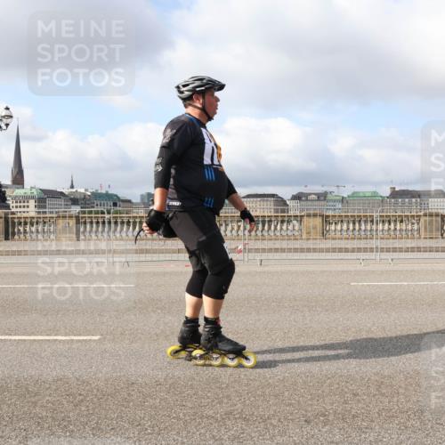 29.06.2025 - hella hamburg halbmarathon Lena Gebhardt http://msf.ph/oto/8428679 29.06.2025 08:59:34 Lombardsbrücke  meine-sportfotos.de