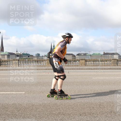 29.06.2025 - hella hamburg halbmarathon Lena Gebhardt http://msf.ph/oto/8428763 29.06.2025 08:59:35 Lombardsbrücke 453 meine-sportfotos.de