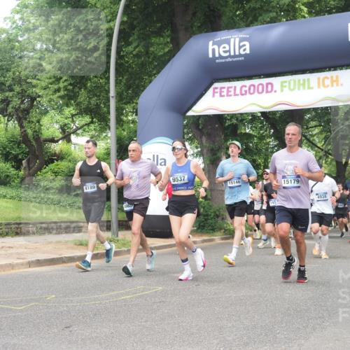 29.06.2025 - hella hamburg halbmarathon KatJ http://msf.ph/oto/8428784 29.06.2025 10:40:53 Zwischen KM18-KM19 1502, 2058, 2099, 4189, 4299, 4938, 6762, 7478 meine-sportfotos.de