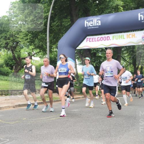 29.06.2025 - hella hamburg halbmarathon KatJ http://msf.ph/oto/8428794 29.06.2025 10:40:53 Zwischen KM18-KM19 1502, 2058, 2099, 4189, 4299, 4938, 6762, 7478 meine-sportfotos.de