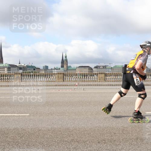 29.06.2025 - hella hamburg halbmarathon Lena Gebhardt http://msf.ph/oto/8428829 29.06.2025 08:59:35 Lombardsbrücke  meine-sportfotos.de