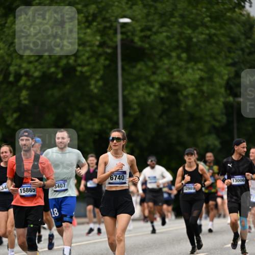 29.06.2025 - hella hamburg halbmarathon Dr. Thomas Lammeyer http://msf.ph/oto/8428876 29.06.2025 10:51:24 Kennedybrücke 1004, 1371, 1375, 1555, 1608, 1837, 1961, 1999, 2162, 2327, 2537, 2556, 2662, 2665, 2697, 3277, 3339, 3406, 3407, 3823, 4325, 4483, 5697, 5895, 6485, 6623, 6740, 6995, 7073, 7268, 7364, 7368, 7374, 7430, 7431, 7827, 7960, 8131, 8541, 8967, 9092, 9557, 9949, 10511, 10514, 10515, 10591, 11160, 11378 meine-sportfotos.de