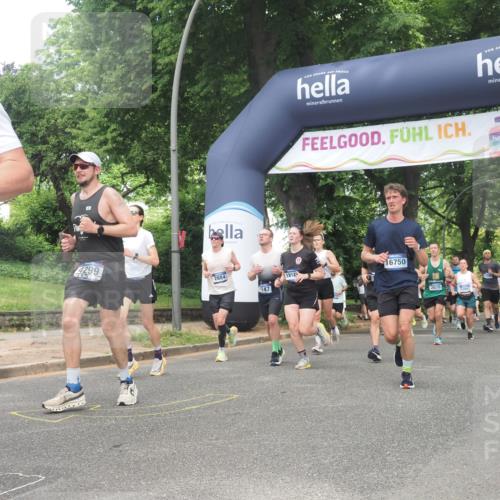 29.06.2025 - hella hamburg halbmarathon KatJ http://msf.ph/oto/8428908 29.06.2025 10:40:56 Zwischen KM18-KM19 1502, 2070, 2099, 2884, 3103, 3310, 4189, 4299, 4938, 6762, 6994, 7147, 7478 meine-sportfotos.de