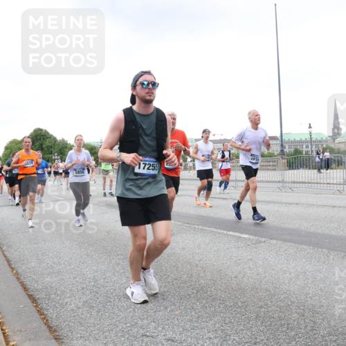 29.06.2025 - hella hamburg halbmarathon Lena Gebhardt http://msf.ph/oto/8428962 29.06.2025 10:53:58 Lombardsbrücke 039, 5856, 17255, 151, 1017, 1263, 1687, 1709, 1744, 1753, 1779, 1789, 1984, 2079, 2372, 2429, 2600, 2761, 2854, 3055, 3079, 3187, 3188, 3249, 3465, 3467, 3557, 4323, 4595, 4685, 4801, 4838, 5430, 5514, 5562, 5804, 5817, 5856, 5857, 5898, 5964, 6039, 6192, 6273, 6306, 6468, 6583, 6913, 6987, 6988, 6996, 7039, 7537, 7611, 7614, 7874, 7890, 8867, 8924, 9077, 9138, 9203, 9456, 9503, 9531, 9572, 9771, 9785, 10207, 11390, 11785 meine-sportfotos.de