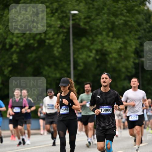 29.06.2025 - hella hamburg halbmarathon Dr. Thomas Lammeyer http://msf.ph/oto/8428971 29.06.2025 10:51:27 Kennedybrücke 1004, 1371, 1375, 1555, 1608, 1837, 1961, 1999, 2162, 2327, 2537, 2556, 2662, 2665, 2981, 3277, 3339, 3406, 3407, 3823, 4325, 4483, 5697, 5895, 6485, 6740, 6995, 7073, 7268, 7364, 7368, 7374, 7430, 7431, 7827, 7960, 8131, 8541, 8967, 9092, 9557, 10511, 10514, 10515, 10591, 11160, 11378 meine-sportfotos.de