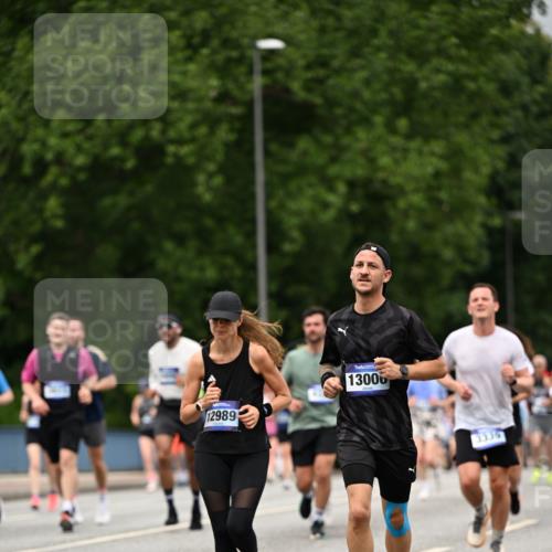 29.06.2025 - hella hamburg halbmarathon Dr. Thomas Lammeyer http://msf.ph/oto/8428975 29.06.2025 10:51:27 Kennedybrücke 1004, 1371, 1375, 1555, 1608, 1837, 1961, 1999, 2162, 2327, 2537, 2556, 2662, 2665, 2981, 3277, 3339, 3406, 3407, 3823, 4325, 4483, 5697, 5895, 6485, 6740, 6995, 7073, 7268, 7364, 7368, 7374, 7430, 7431, 7827, 7960, 8131, 8541, 8967, 9092, 9557, 10511, 10514, 10515, 10591, 11160, 11378 meine-sportfotos.de