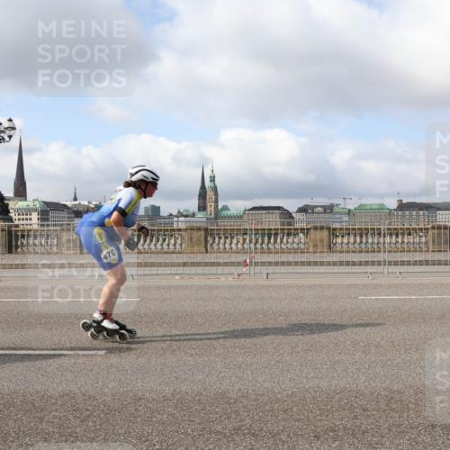 29.06.2025 - hella hamburg halbmarathon Lena Gebhardt http://msf.ph/oto/8429283 29.06.2025 08:59:42 Lombardsbrücke 470 meine-sportfotos.de
