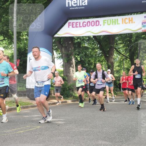 29.06.2025 - hella hamburg halbmarathon KatJ http://msf.ph/oto/8429288 29.06.2025 10:41:14 Zwischen KM18-KM19 1422, 1442, 3059, 4587, 6294, 6374, 6629 meine-sportfotos.de