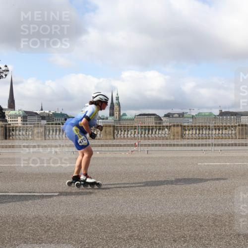 29.06.2025 - hella hamburg halbmarathon Lena Gebhardt http://msf.ph/oto/8429306 29.06.2025 08:59:43 Lombardsbrücke 470 meine-sportfotos.de
