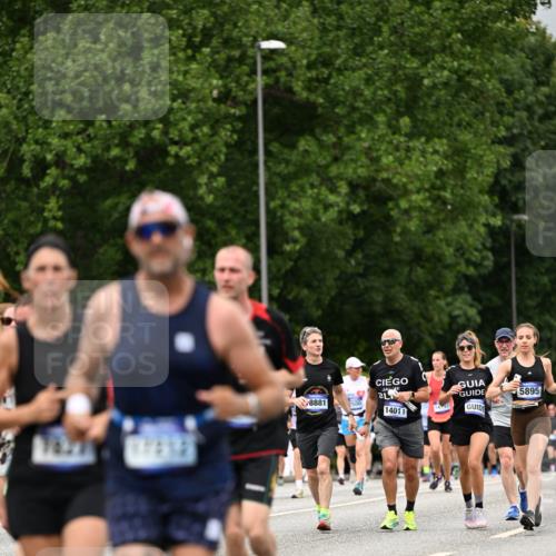 29.06.2025 - hella hamburg halbmarathon Dr. Thomas Lammeyer http://msf.ph/oto/8429323 29.06.2025 10:51:34 Kennedybrücke 1371, 1555, 1593, 1608, 1837, 1961, 2162, 2327, 2500, 2537, 2556, 2981, 3277, 3339, 3406, 3407, 3823, 4325, 4342, 5697, 5700, 5895, 6485, 6740, 6995, 7430, 7431, 7827, 7960, 8131, 8541, 8967, 9092, 9557, 9743, 10511, 10514, 10515, 10591, 11160, 11378 meine-sportfotos.de