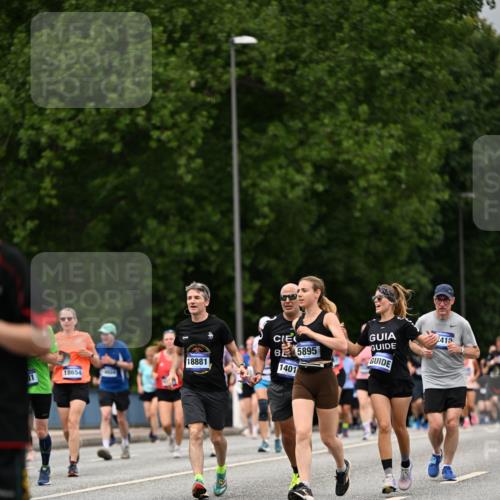 29.06.2025 - hella hamburg halbmarathon Dr. Thomas Lammeyer http://msf.ph/oto/8429424 29.06.2025 10:51:36 Kennedybrücke 1555, 1593, 1608, 1961, 2162, 2327, 2500, 2537, 2556, 2981, 3277, 3339, 3406, 3407, 3823, 4325, 4342, 5697, 5700, 5895, 6740, 6995, 7827, 7960, 8131, 8541, 8967, 9092, 9557, 9743, 10511, 10514, 10515, 10591, 11160, 11378 meine-sportfotos.de