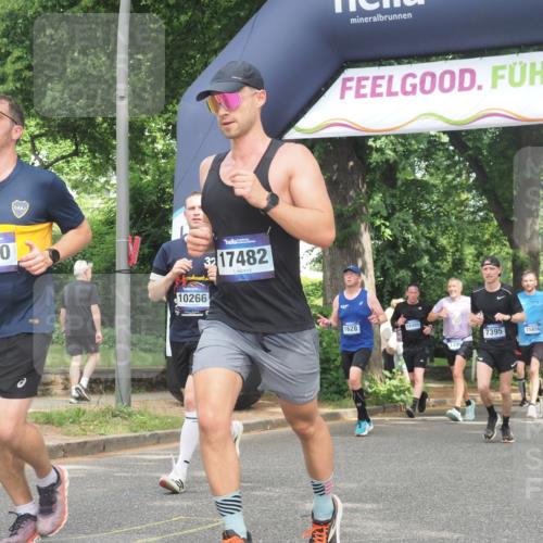 29.06.2025 - hella hamburg halbmarathon KatJ http://msf.ph/oto/8429474 29.06.2025 10:41:22 Zwischen KM18-KM19 2630, 4587, 6938, 7395, 8316, 8698 meine-sportfotos.de
