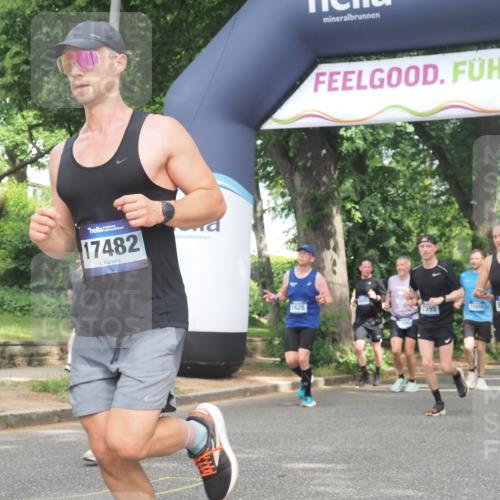 29.06.2025 - hella hamburg halbmarathon KatJ http://msf.ph/oto/8429490 29.06.2025 10:41:22 Zwischen KM18-KM19 2630, 4587, 6938, 7395, 8316, 8698 meine-sportfotos.de