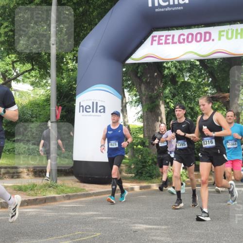 29.06.2025 - hella hamburg halbmarathon KatJ http://msf.ph/oto/8429510 29.06.2025 10:41:23 Zwischen KM18-KM19 1496, 1628, 2630, 6938, 7395, 8316, 8698 meine-sportfotos.de