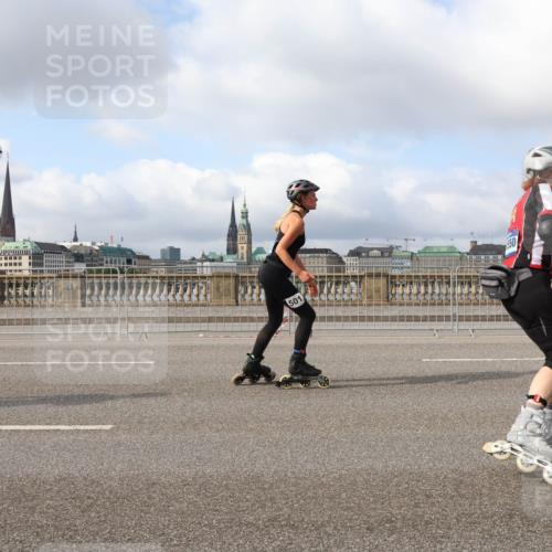 29.06.2025 - hella hamburg halbmarathon Lena Gebhardt http://msf.ph/oto/8429588 29.06.2025 08:59:44 Lombardsbrücke 501, 50, 20549 meine-sportfotos.de