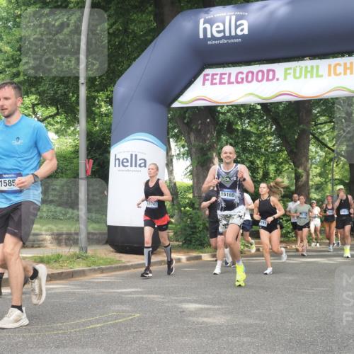 29.06.2025 - hella hamburg halbmarathon KatJ http://msf.ph/oto/8429636 29.06.2025 10:41:26 Zwischen KM18-KM19 1496, 1628, 2561, 7129, 7395, 8316 meine-sportfotos.de
