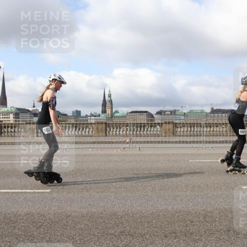 29.06.2025 - hella hamburg halbmarathon Lena Gebhardt http://msf.ph/oto/8429704 29.06.2025 08:59:44 Lombardsbrücke 502, 501 meine-sportfotos.de