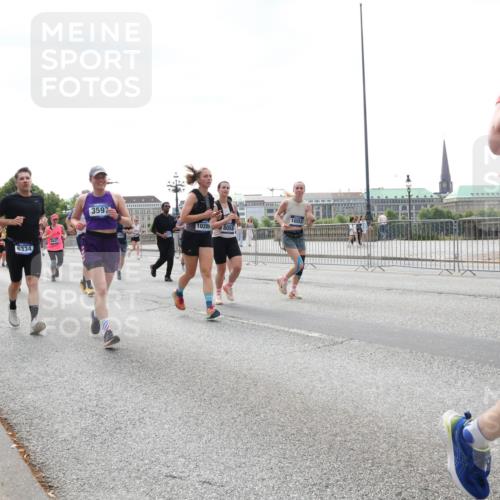 29.06.2025 - hella hamburg halbmarathon Lena Gebhardt http://msf.ph/oto/8429724 29.06.2025 10:43:57 Lombardsbrücke 13371, 6334, 3597, 10285, 8058, 1023, 1026, 1095, 1306, 1310, 1400, 1459, 1802, 1804, 2073, 2186, 2692, 2733, 3065, 3288, 3390, 3596, 3597, 4627, 4636, 4866, 4898, 5001, 5127, 5192, 5201, 5214, 5293, 5370, 5730, 5731, 5890, 5902, 5905, 6036, 6096, 6226, 6334, 6895, 6931, 6971, 6973, 7197, 7205, 7206, 7326, 7489, 7504, 7610, 7818, 8000, 8058, 8233, 8504, 8591, 8763, 8870, 8957, 9073, 9704, 9831, 9879, 10083, 10097, 10200, 10202, 11955 meine-sportfotos.de