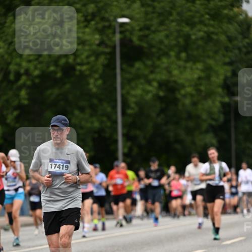 29.06.2025 - hella hamburg halbmarathon Dr. Thomas Lammeyer http://msf.ph/oto/8429750 29.06.2025 10:51:42 Kennedybrücke 1555, 1593, 2162, 2211, 2500, 2537, 2556, 2981, 3277, 3339, 3823, 4325, 4342, 5700, 5895, 6995, 7827, 7960, 8131, 8541, 9092, 9557, 9743, 9758, 10511, 11276, 11378 meine-sportfotos.de